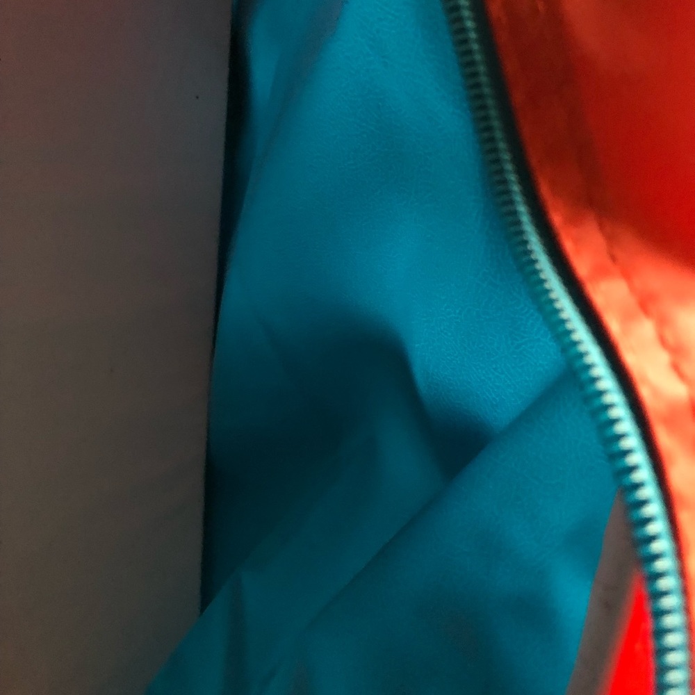 Duffle bag - Picture 5 of 6